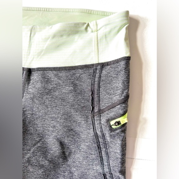 Lululemon Run a Marathon Crop grey green band pocket size 6 leggings pants - Picture 8 of 9
